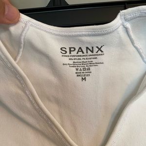 Men’s Spanx Zoned Performance Seamless Compression Undershirt — Sz Med
